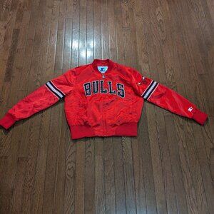 Women's Chicago Bulls Starter Jacket - Size L